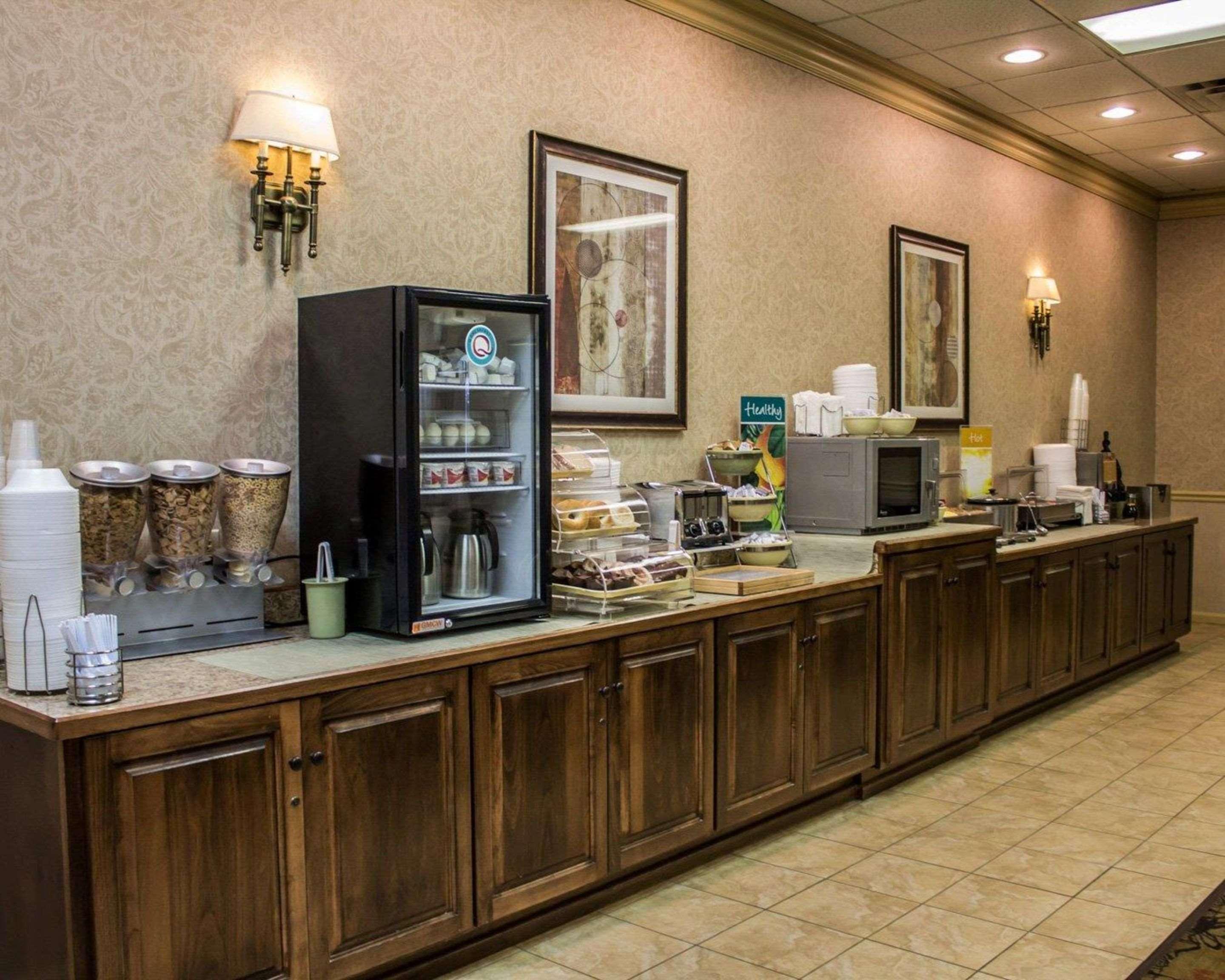 Quality Inn & Suites Менсфілд Екстер'єр фото