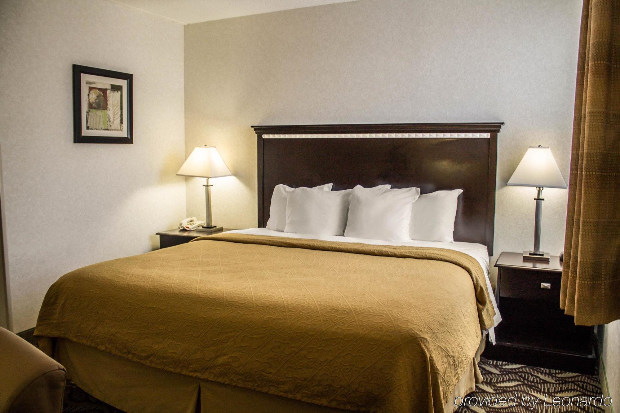 Quality Inn & Suites Менсфілд Екстер'єр фото