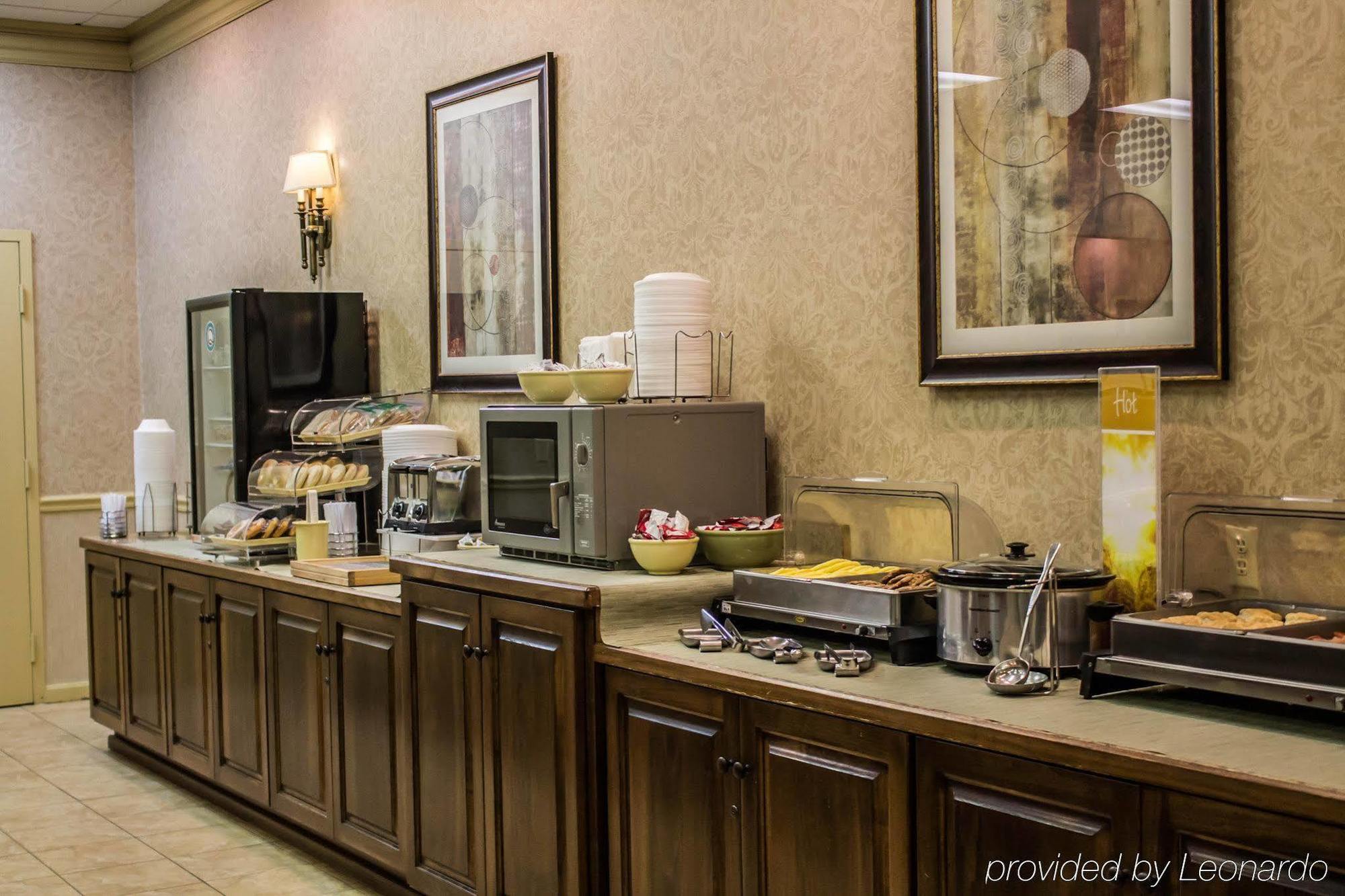 Quality Inn & Suites Менсфілд Екстер'єр фото